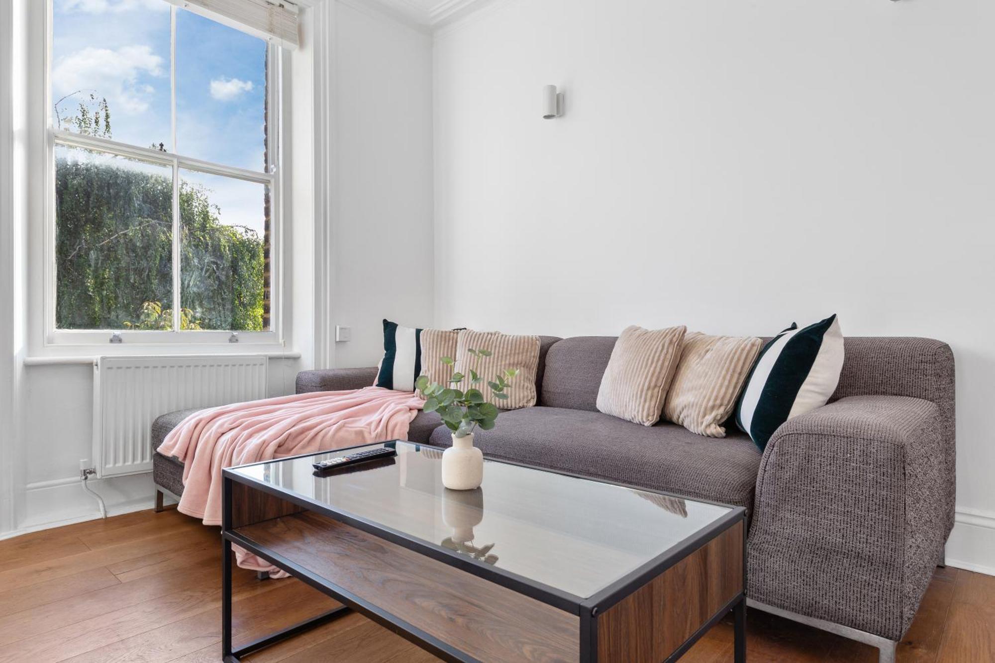 Luxury 4 Bedroom Flat With Stunning Shard View From Terrace In Central London! Next To Station, Sleeps 9 Esterno foto