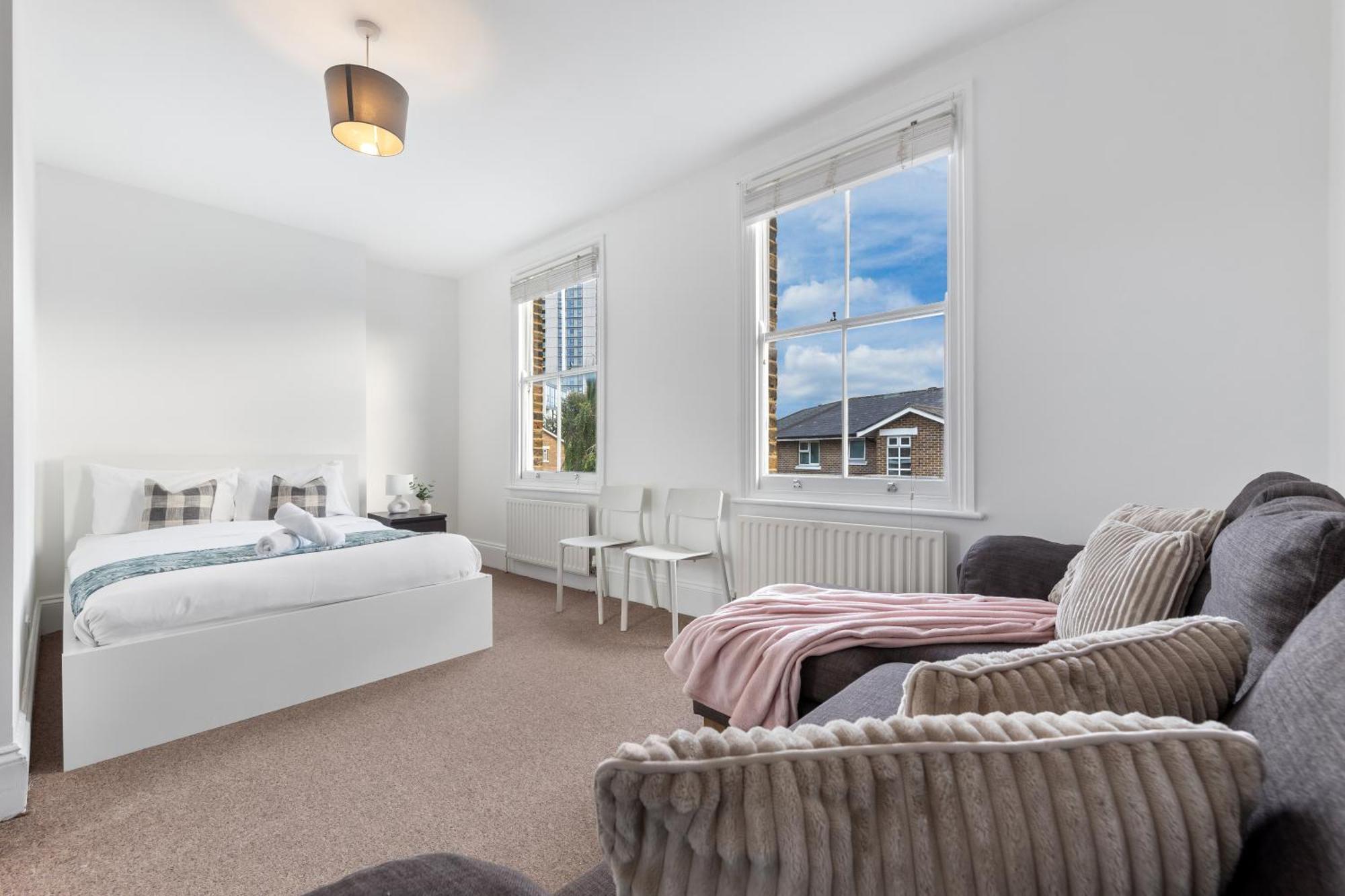 Luxury 4 Bedroom Flat With Stunning Shard View From Terrace In Central London! Next To Station, Sleeps 9 Esterno foto