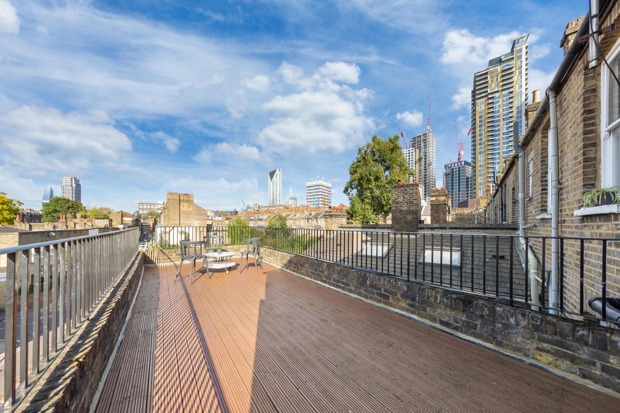 Luxury 4 Bedroom Flat With Stunning Shard View From Terrace In Central London! Next To Station, Sleeps 9 Esterno foto