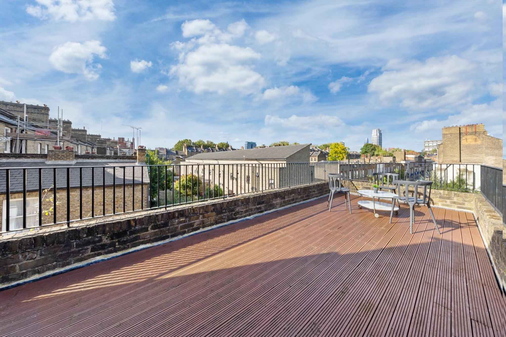 Luxury 4 Bedroom Flat With Stunning Shard View From Terrace In Central London! Next To Station, Sleeps 9 Esterno foto