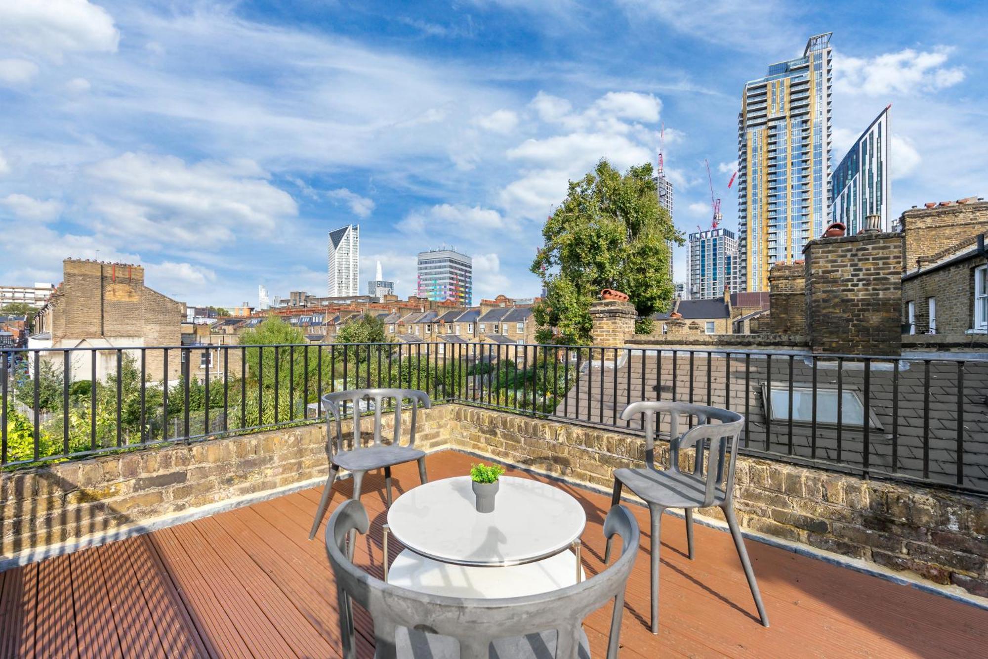 Luxury 4 Bedroom Flat With Stunning Shard View From Terrace In Central London! Next To Station, Sleeps 9 Esterno foto
