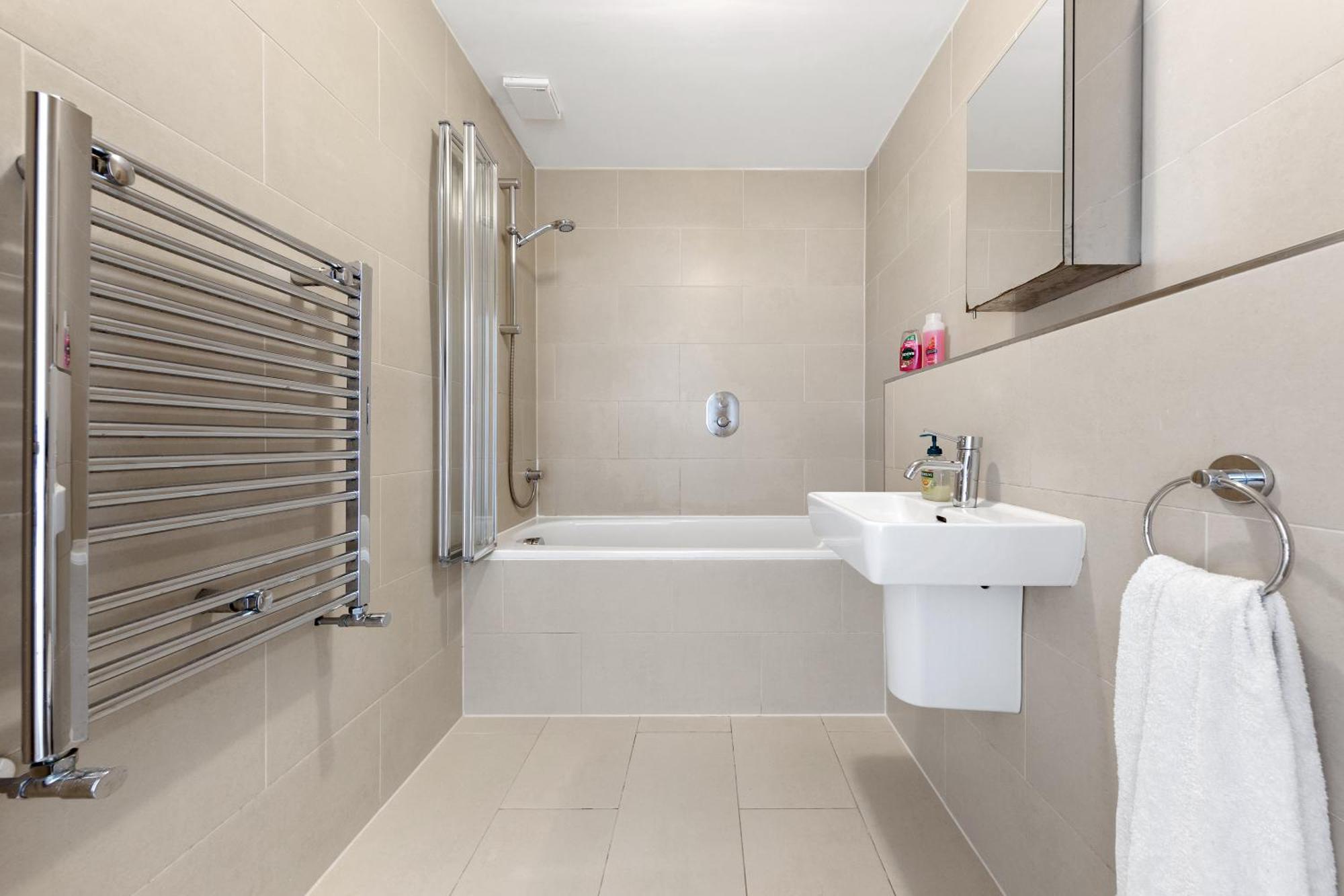 Luxury 4 Bedroom Flat With Stunning Shard View From Terrace In Central London! Next To Station, Sleeps 9 Esterno foto