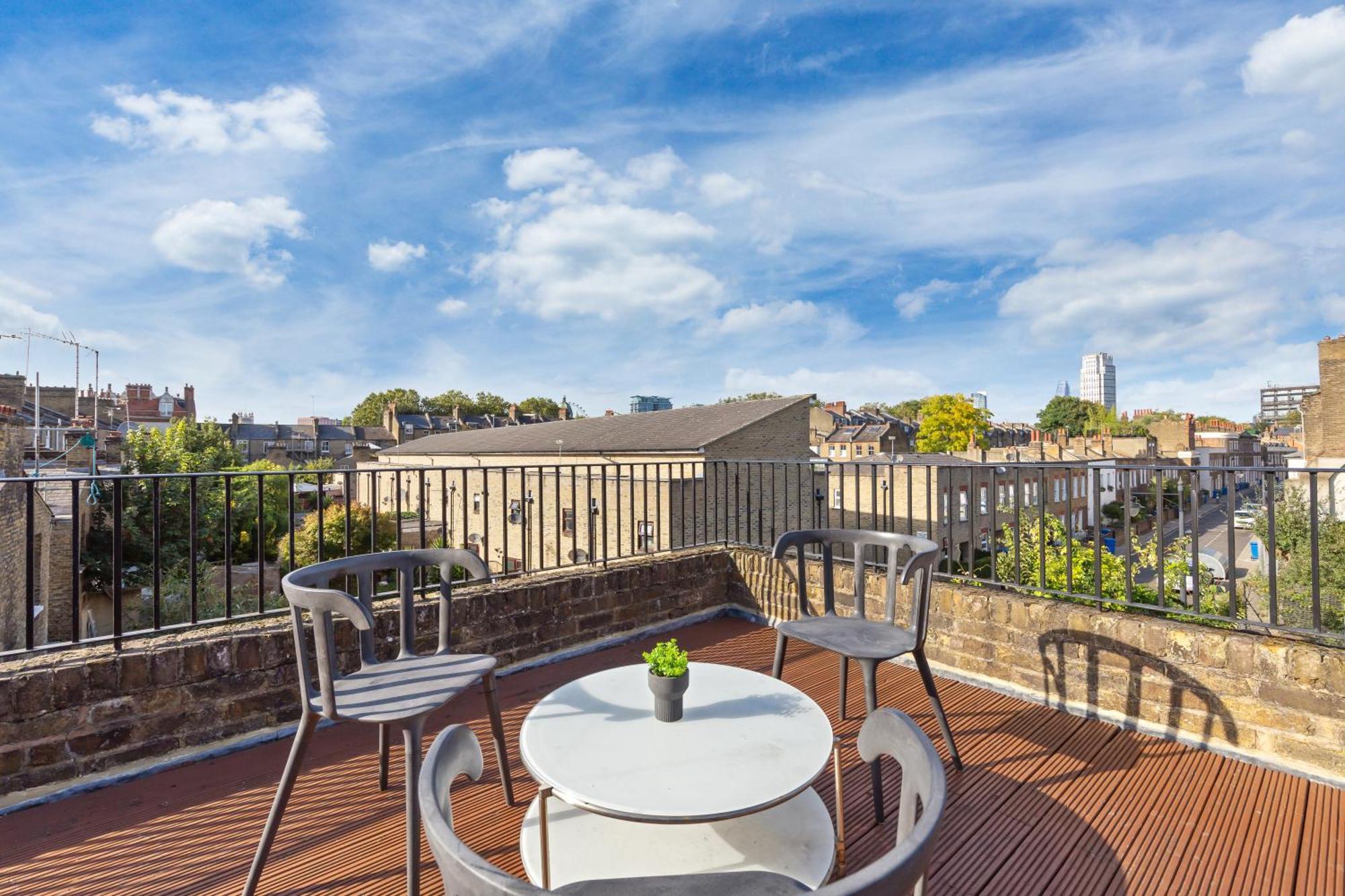 Luxury 4 Bedroom Flat With Stunning Shard View From Terrace In Central London! Next To Station, Sleeps 9 Esterno foto