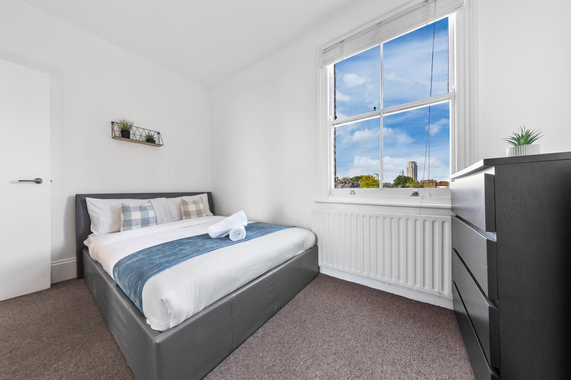 Luxury 4 Bedroom Flat With Stunning Shard View From Terrace In Central London! Next To Station, Sleeps 9 Esterno foto