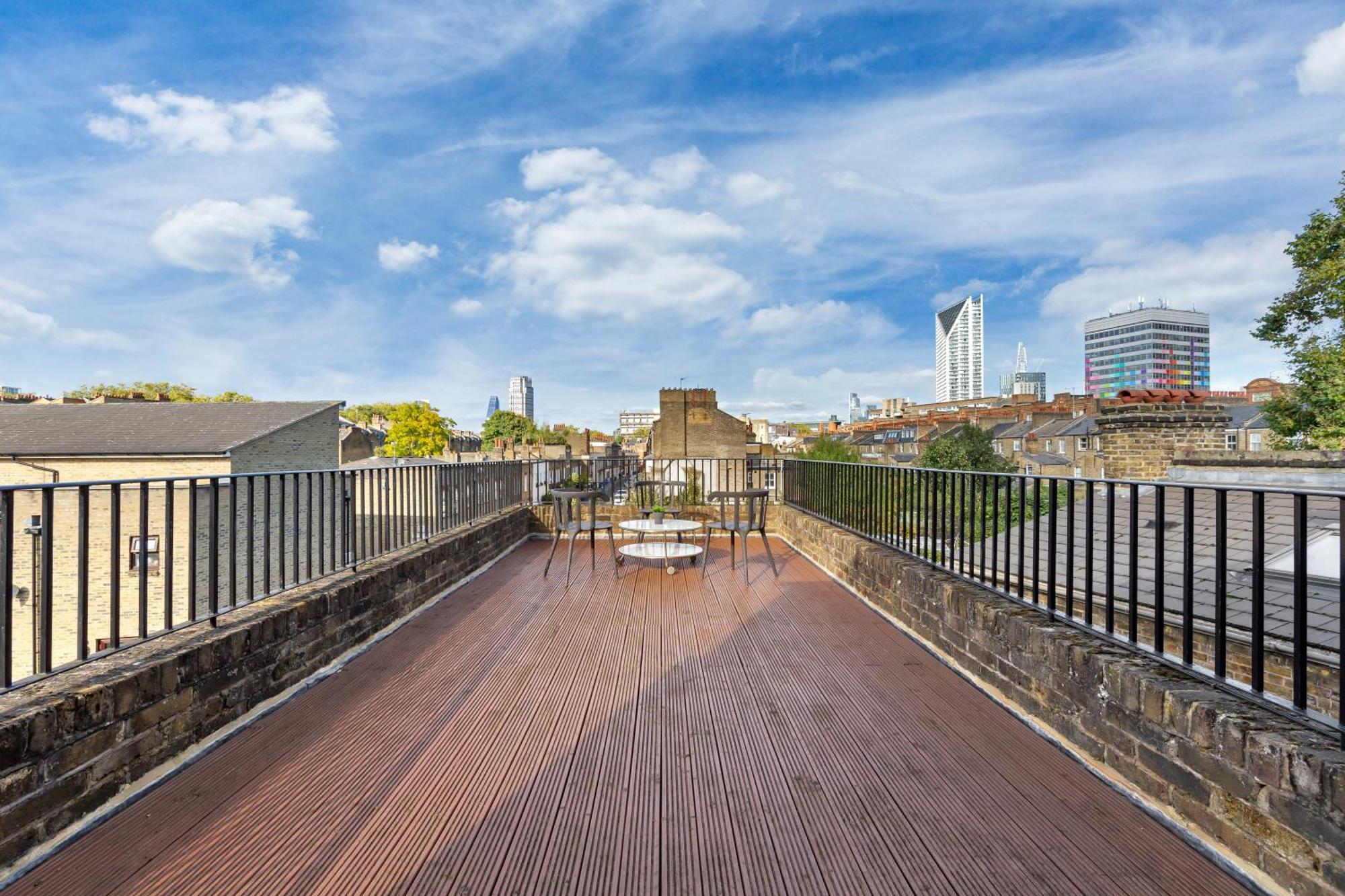 Luxury 4 Bedroom Flat With Stunning Shard View From Terrace In Central London! Next To Station, Sleeps 9 Esterno foto