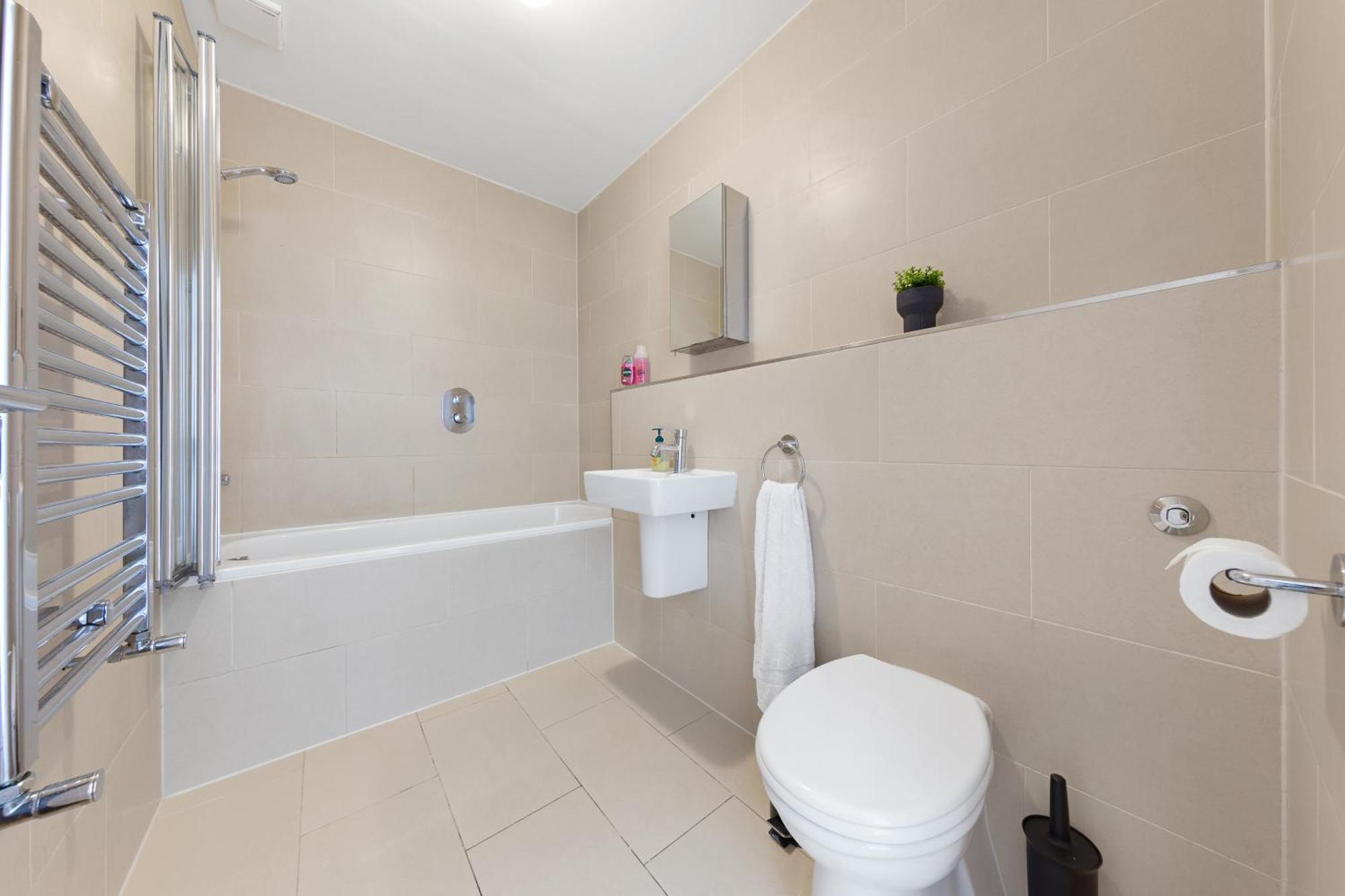 Luxury 4 Bedroom Flat With Stunning Shard View From Terrace In Central London! Next To Station, Sleeps 9 Esterno foto
