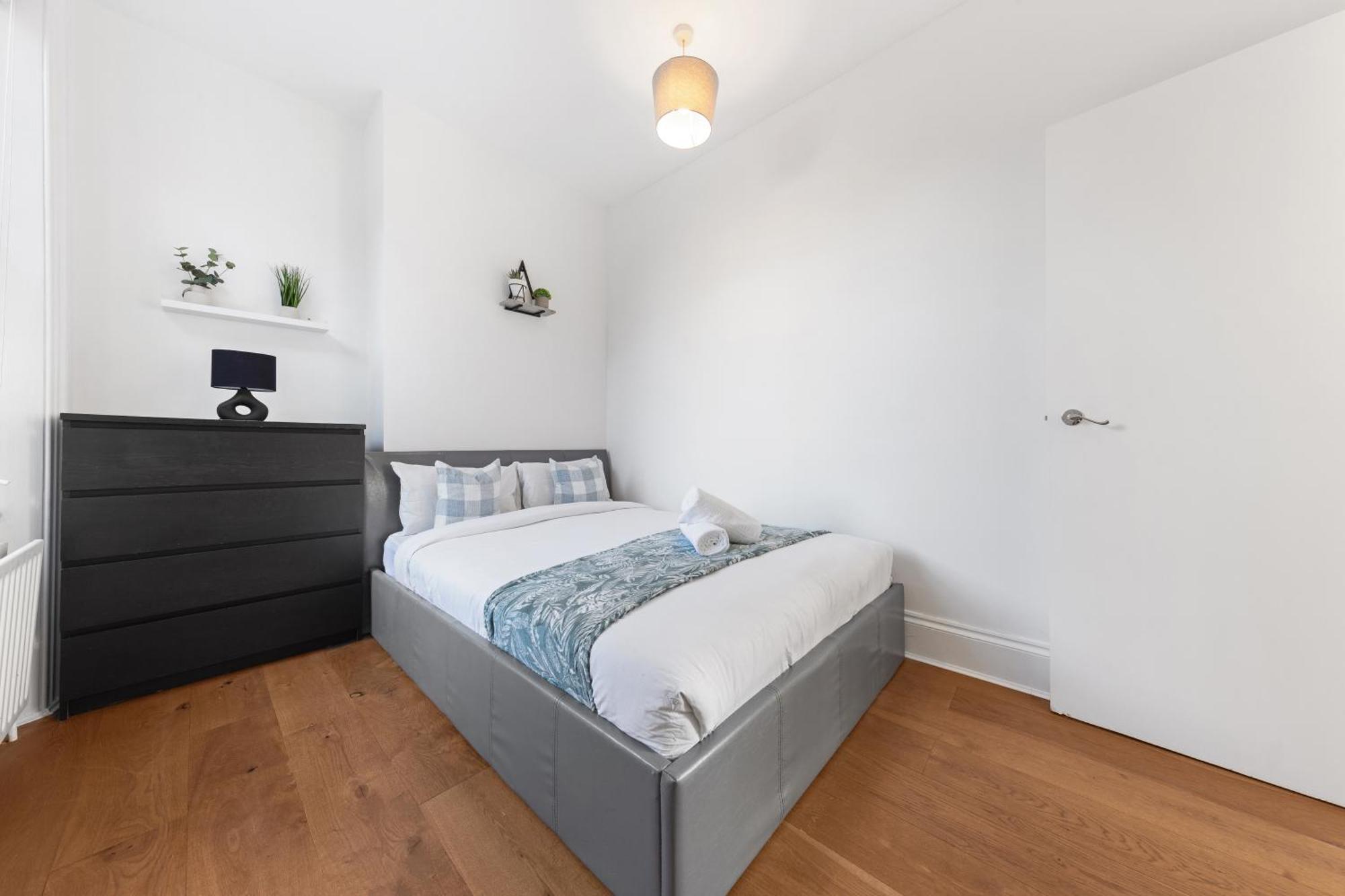 Luxury 4 Bedroom Flat With Stunning Shard View From Terrace In Central London! Next To Station, Sleeps 9 Esterno foto