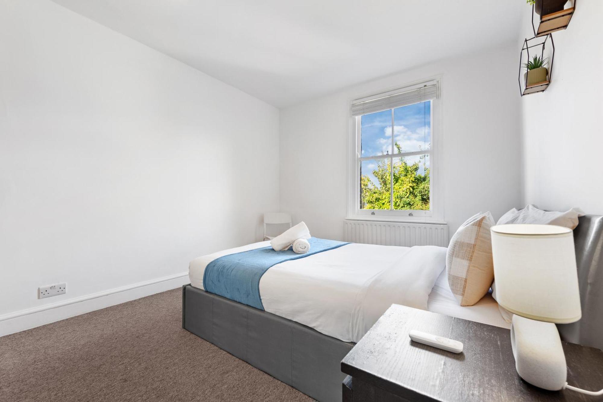Luxury 4 Bedroom Flat With Stunning Shard View From Terrace In Central London! Next To Station, Sleeps 9 Esterno foto